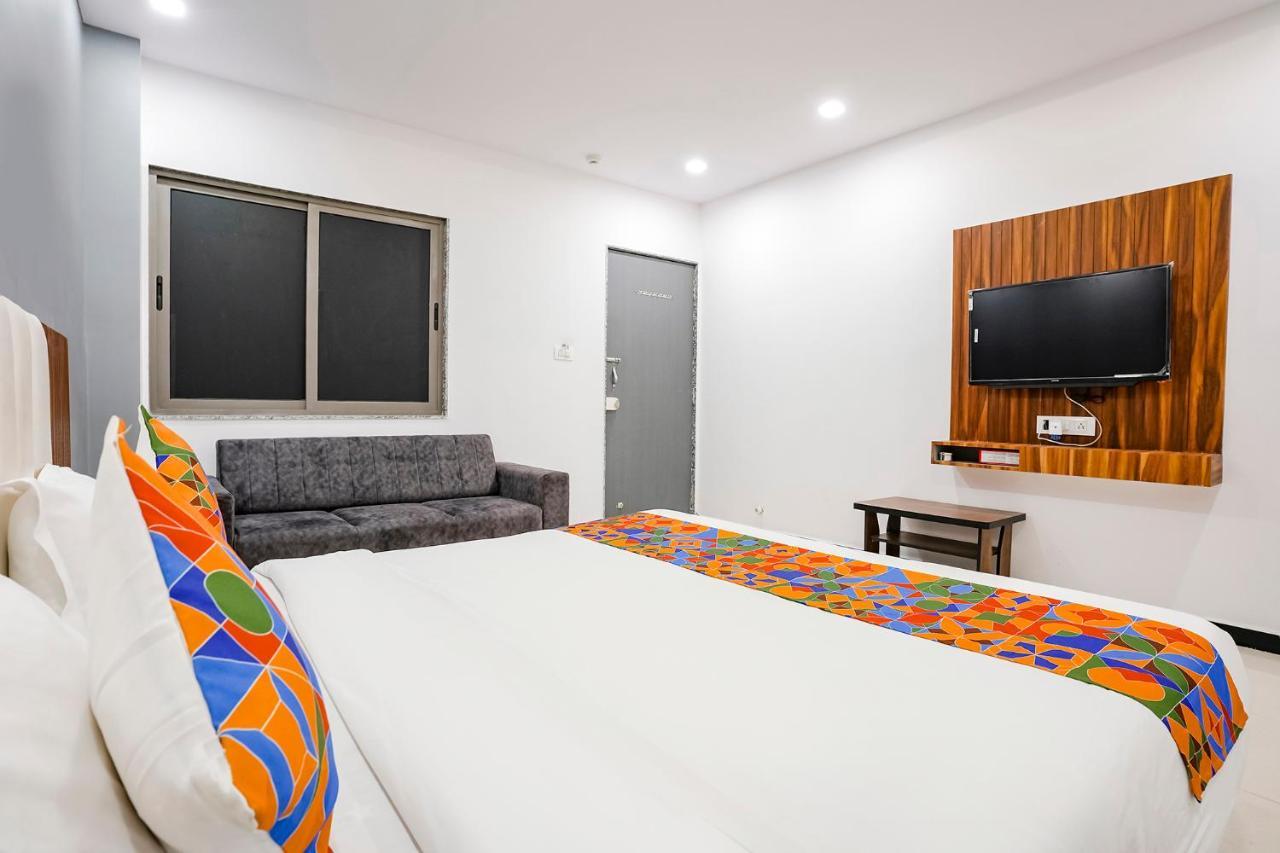 Fabhotel Magnus Surat Eksteriør billede